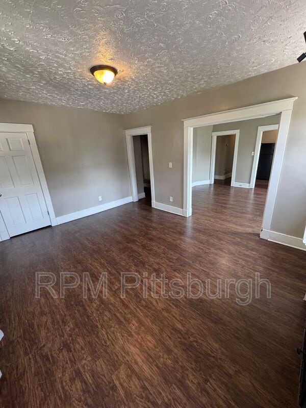 311-313 W Burgess St - 311-313 W Burgess St Casa