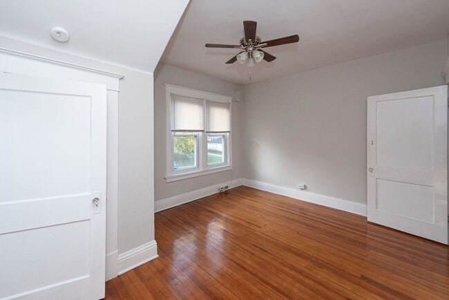 Photo - NORWOOD- UNIT #1, 2+ bedroom 1.5 BATH W/ GARAGE /OVERSIZED YARD/DECK