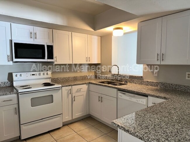 Photo - 801 Del Prado Dr