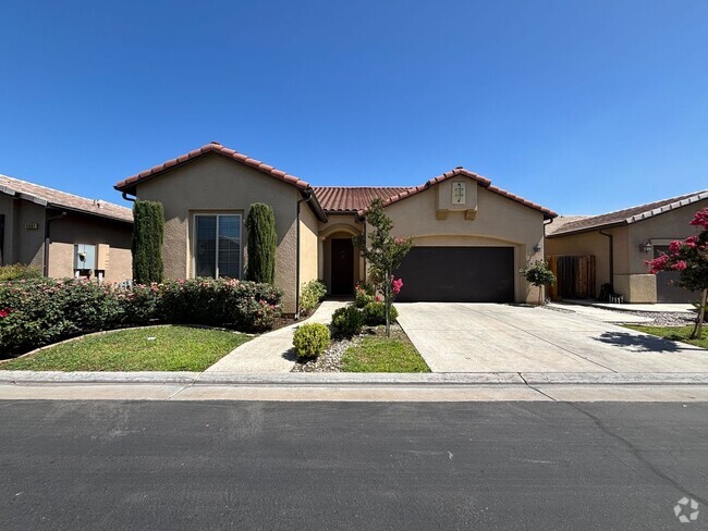 Building Photo - Beautiful 3 bedroom 2 bathroom Rental