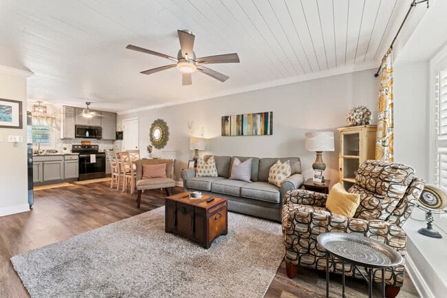 1937 Grove Bluff Cir W Unit SI ID1578491P