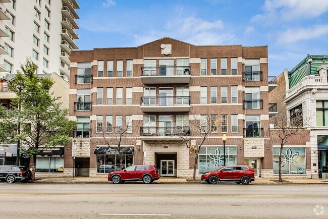 Building Photo - 1919 S Michigan Ave Unit 211 Rental