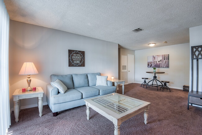 Building Photo - St. Germaine Rental