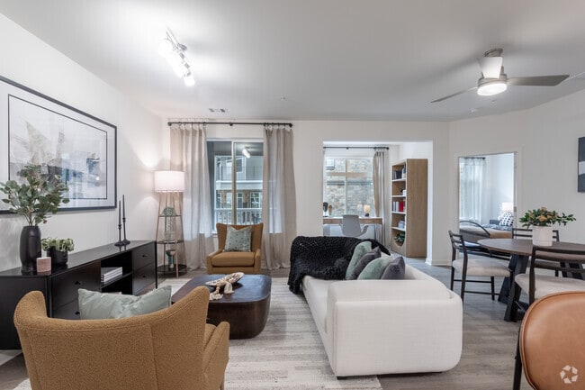 The Highland 1HAB, 1BA -896sqft - Altoview Apartment Homes