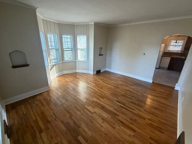 Photo - 1522 Brady St Unit 1