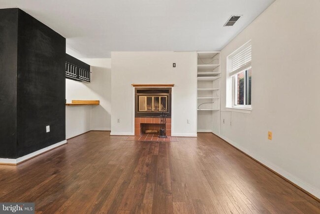 Photo - 123 W Conway St Unit R 58