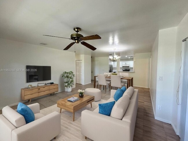 Building Photo - 3673 NW 94th Ave Unit 7J