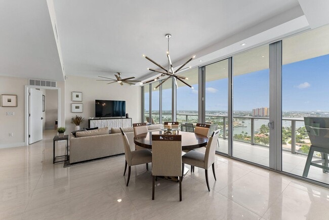 Building Photo - 3100 N Ocean Dr Unit 1906