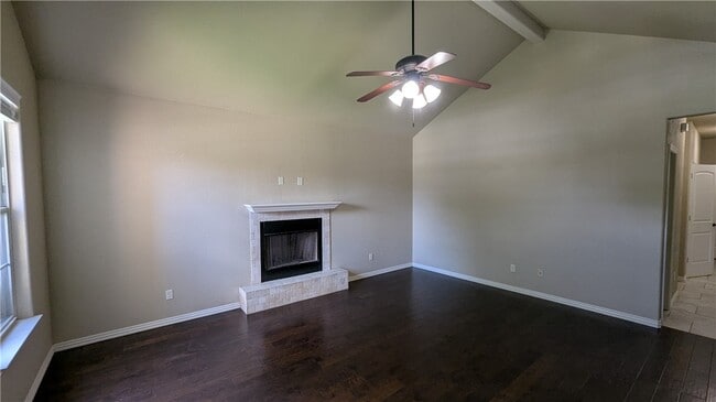 Photo - 4001 S W Capstone Ave