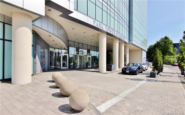 Photo - 1 Broad St Condo Unit 18A