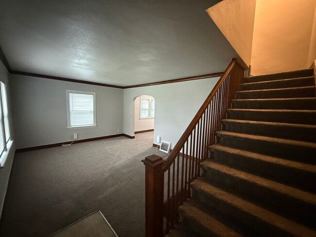 2601 E Walnut St Unidad 2603 E Walnut Street