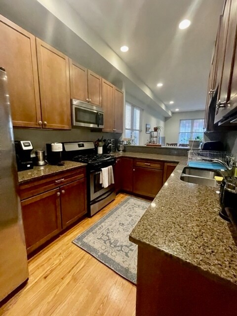 Photo - 1933 N Sedgwick St Unit 1