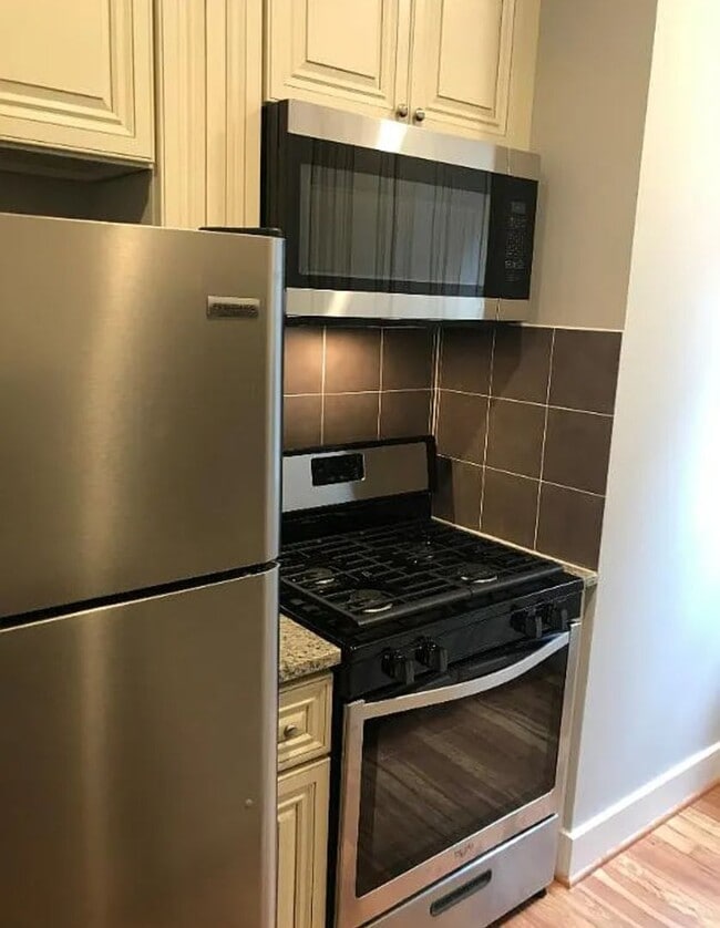 Photo - 3002 N Calvert St Unit 3