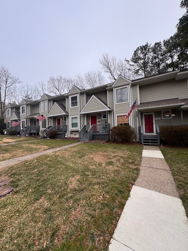 Building Photo - 1967 Airy Cir