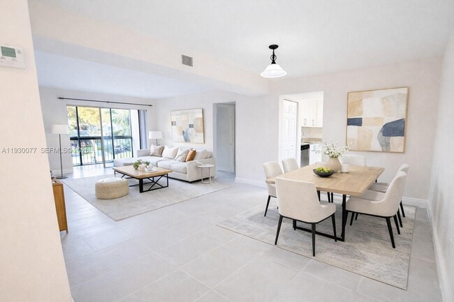 Photo - 731 N Pine Island Rd Unit 206