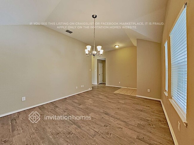 1416 Kingfisher Dr
