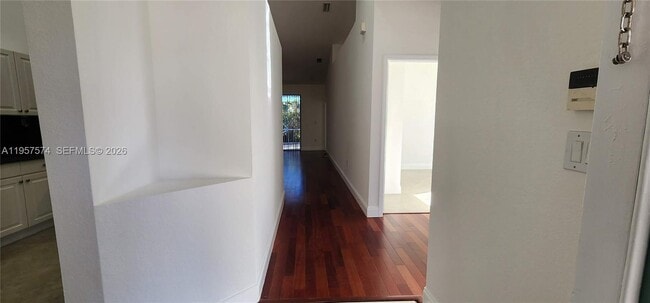 Photo - 7400 S Aragon Blvd