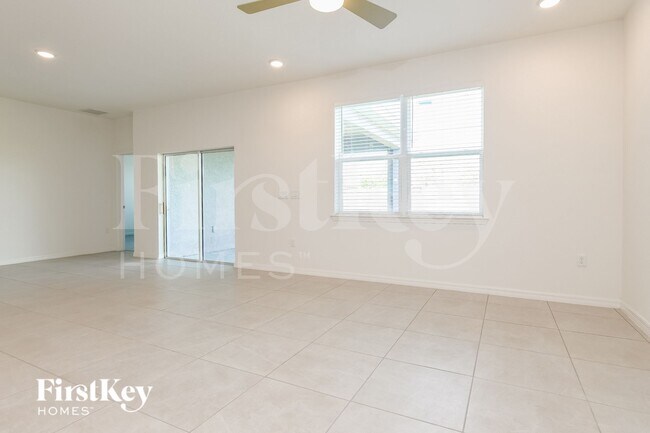 Photo - 1260 Spokane Pt