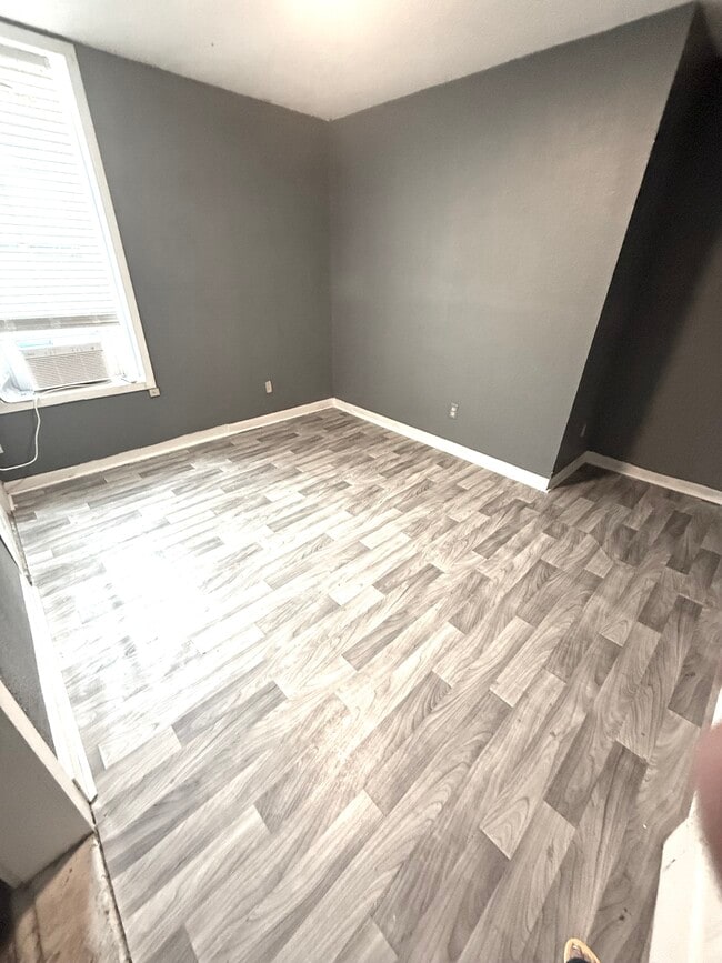 820 Avenue F Unit 1C