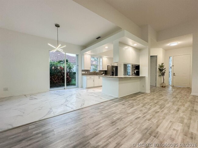 Photo - 7046 Fish Creek Ln