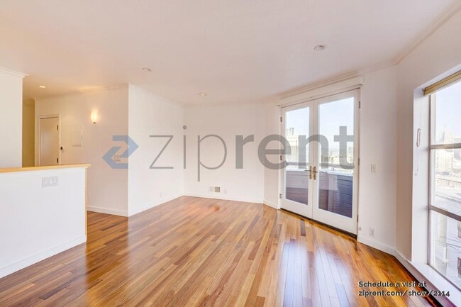 Photo - 66 Bernard St