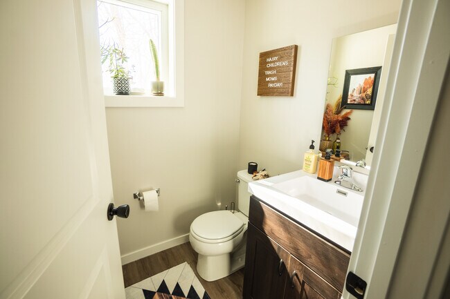 Main Floor Half Bath - 2927 Marshall St NE Unit B