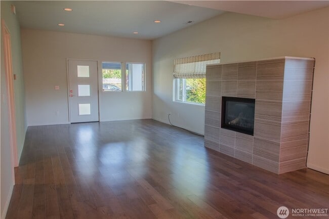 Photo - 2bd/1ba Seattle Home