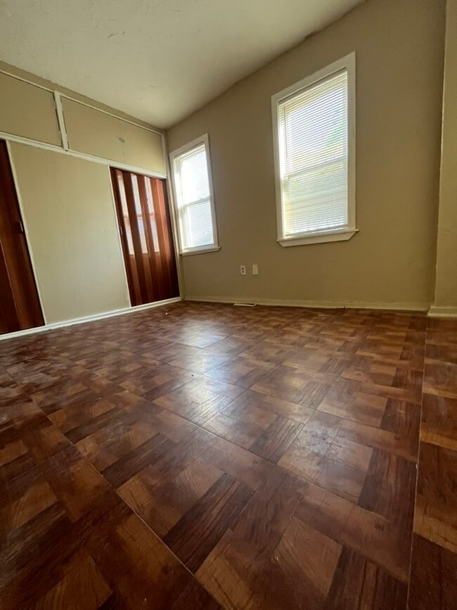 Photo - 1828 Reverend J J Walters Ave