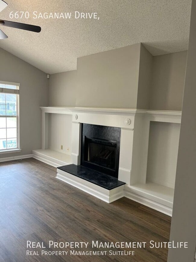 Photo - 6670 Saganaw Dr