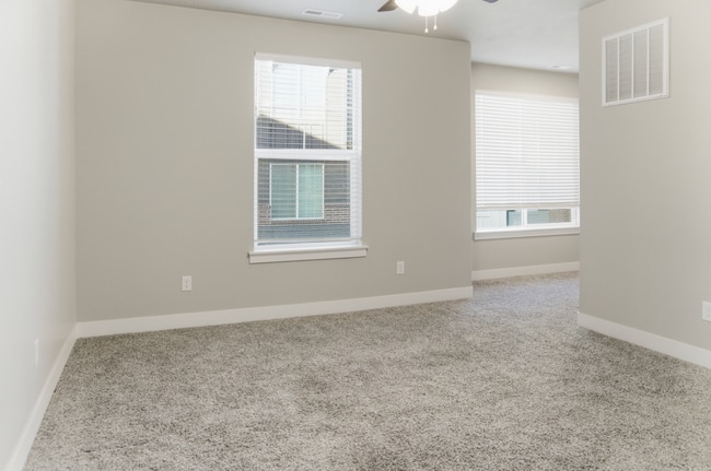 Photo - 4716 W Grady Ln