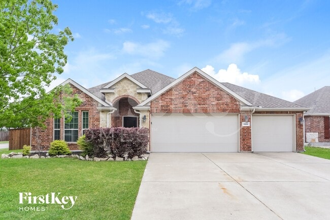 Building Photo - 1001 White Porch Ave