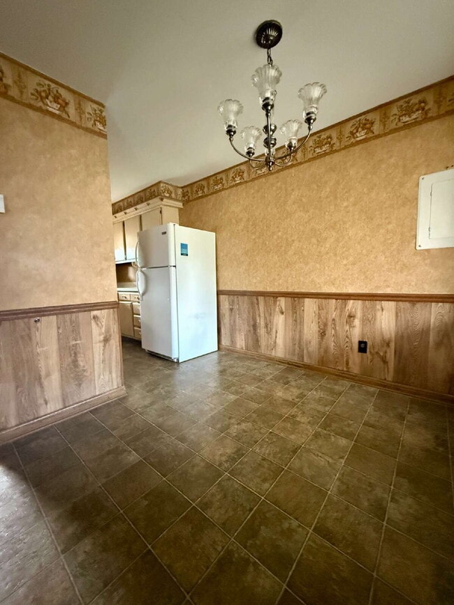 Photo - 1BR/1BA Condo in Greenbrier Unit 14