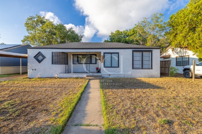 Building Photo - 5 min to TTU - Tech Terrace, Beautiful, Up... Rental