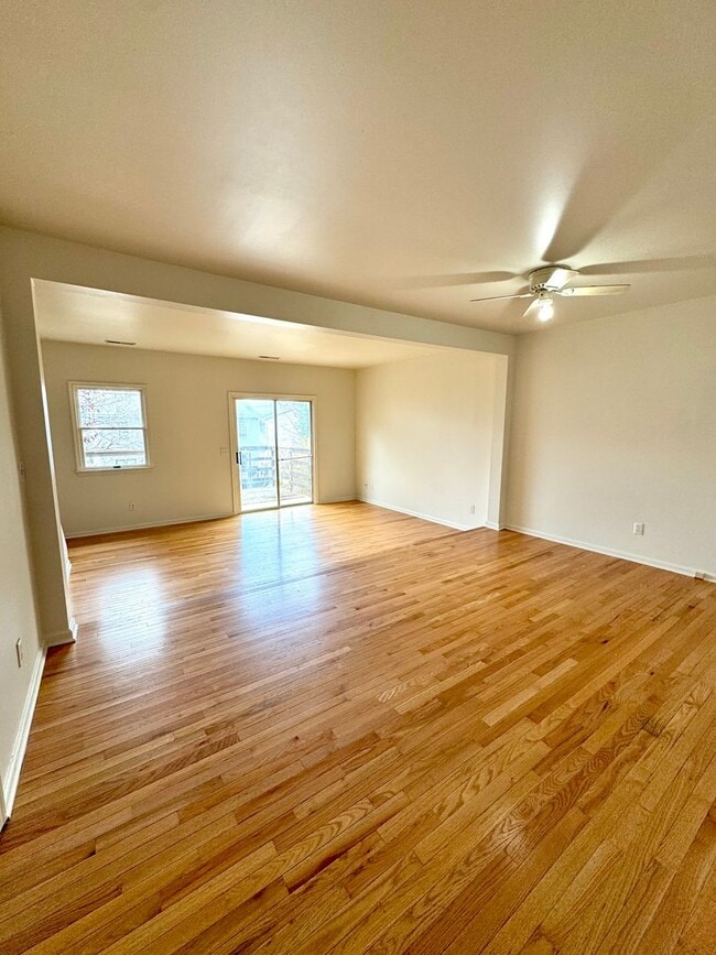 Photo - Townhouse for Rent