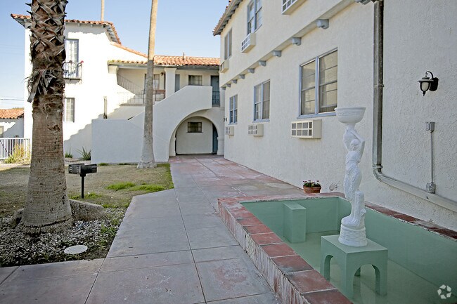 Photo - El Solano Apartments