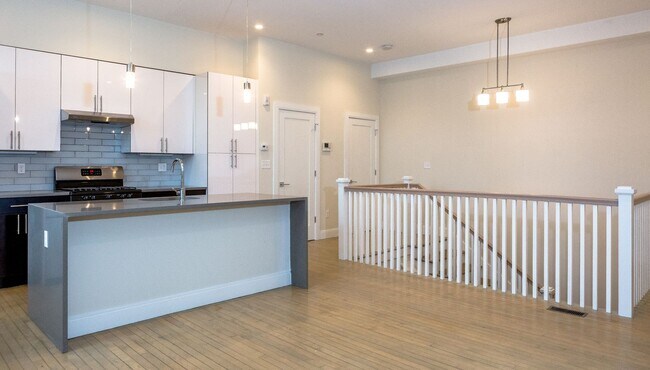 Photo - Renovated, Modern Split-Level Apartment – 2 Bed | 1.5 Bath | 1,088 Sq Ft