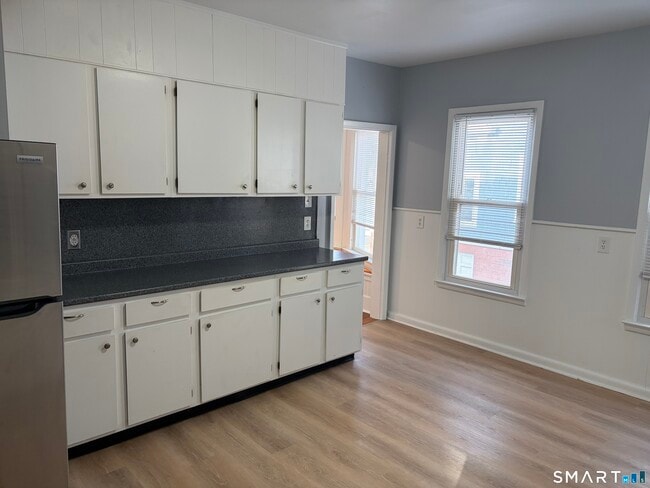 Photo - 19 Woodland St Unit 2