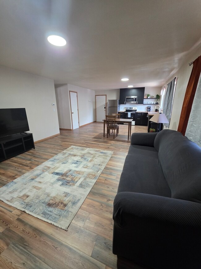 Photo - 4-plex