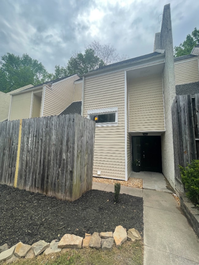 Building Photo - Prime Location Living - Remodeled 2BR, 2.5BA Condo near Downtown Columbia and Fort Jackson!
