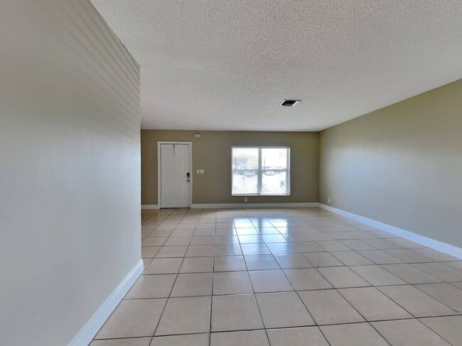 Photo - 2787 Flagstone Dr SE