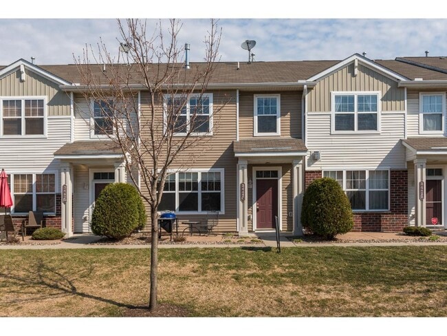 Building Photo - Amenity-Packed Bailey’s Arbor Townhome!- Available July 1