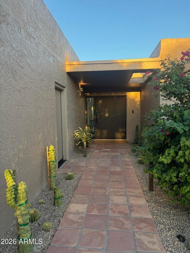 1725 Staghorn Ln