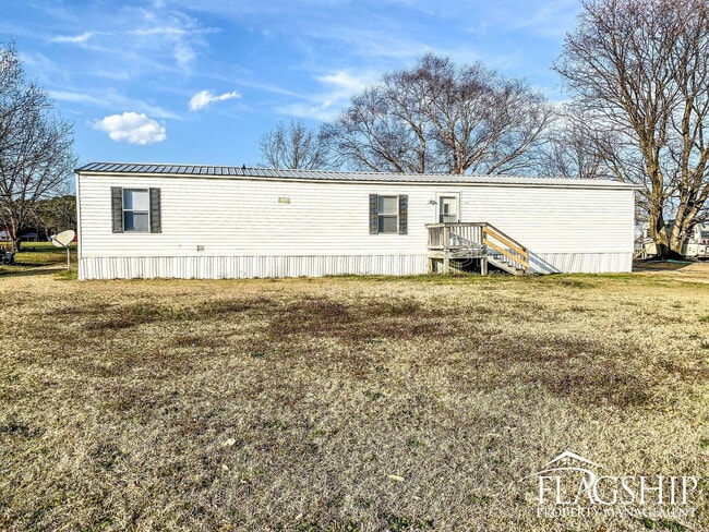 Photo - 126 Radford Dr