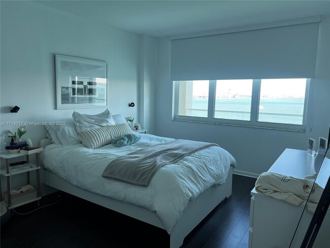 Photo - 800 Claughton Island Dr Unidad 1404