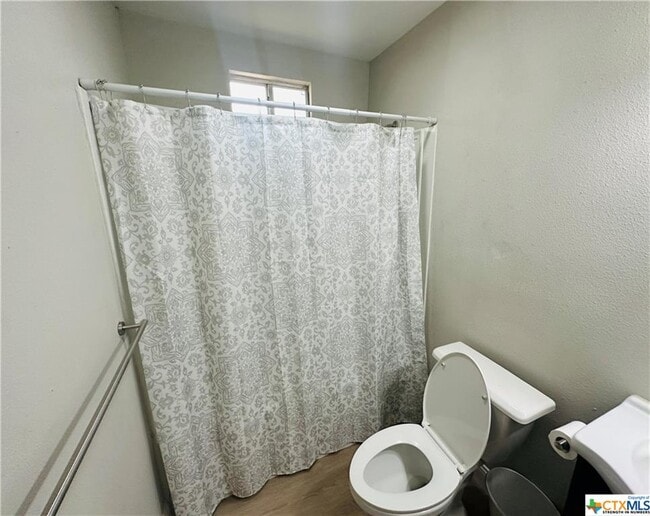 1409 E Mistletoe Ave Rental House Rental in Victoria, TX