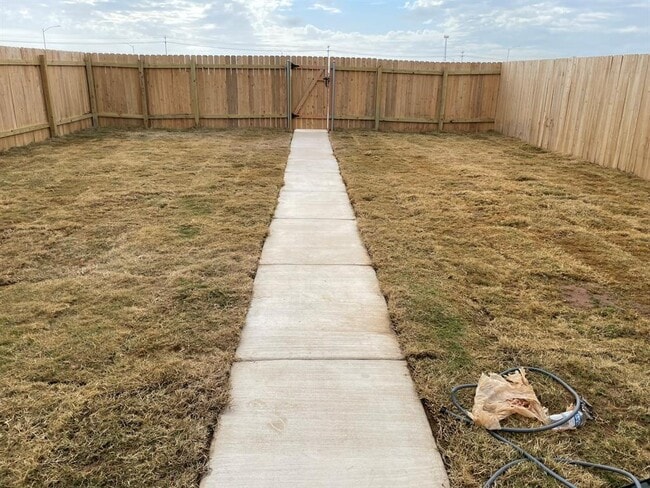 Photo - 1121 Largemouth Ln