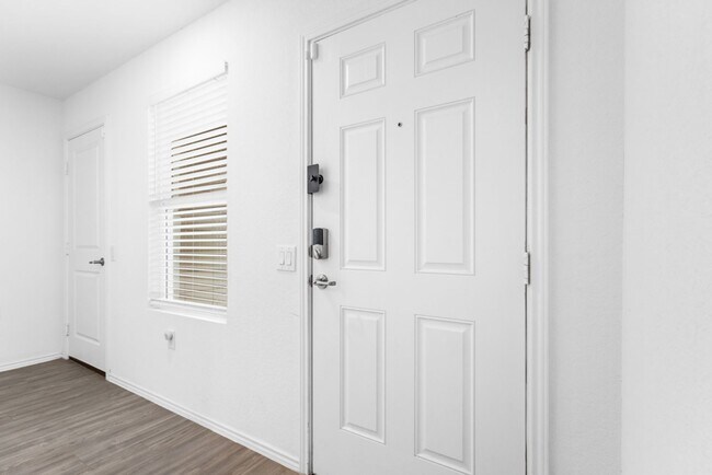 Photo - 10007 Kersey Ml