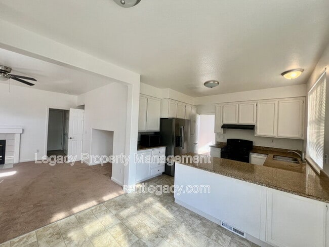 Photo - 2750 Parkview Terrace