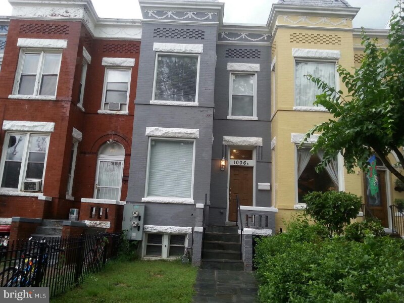Photo - 1006 K St NE Unidad B