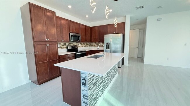 Photo - 1040 Rio Ct